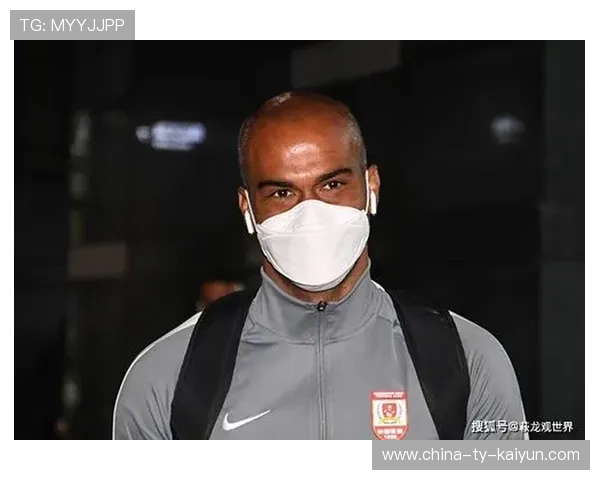 大连主场战术调整奏效,对手防线屡遇难题 大连主场战术调整奏效,对手防线屡遇难题